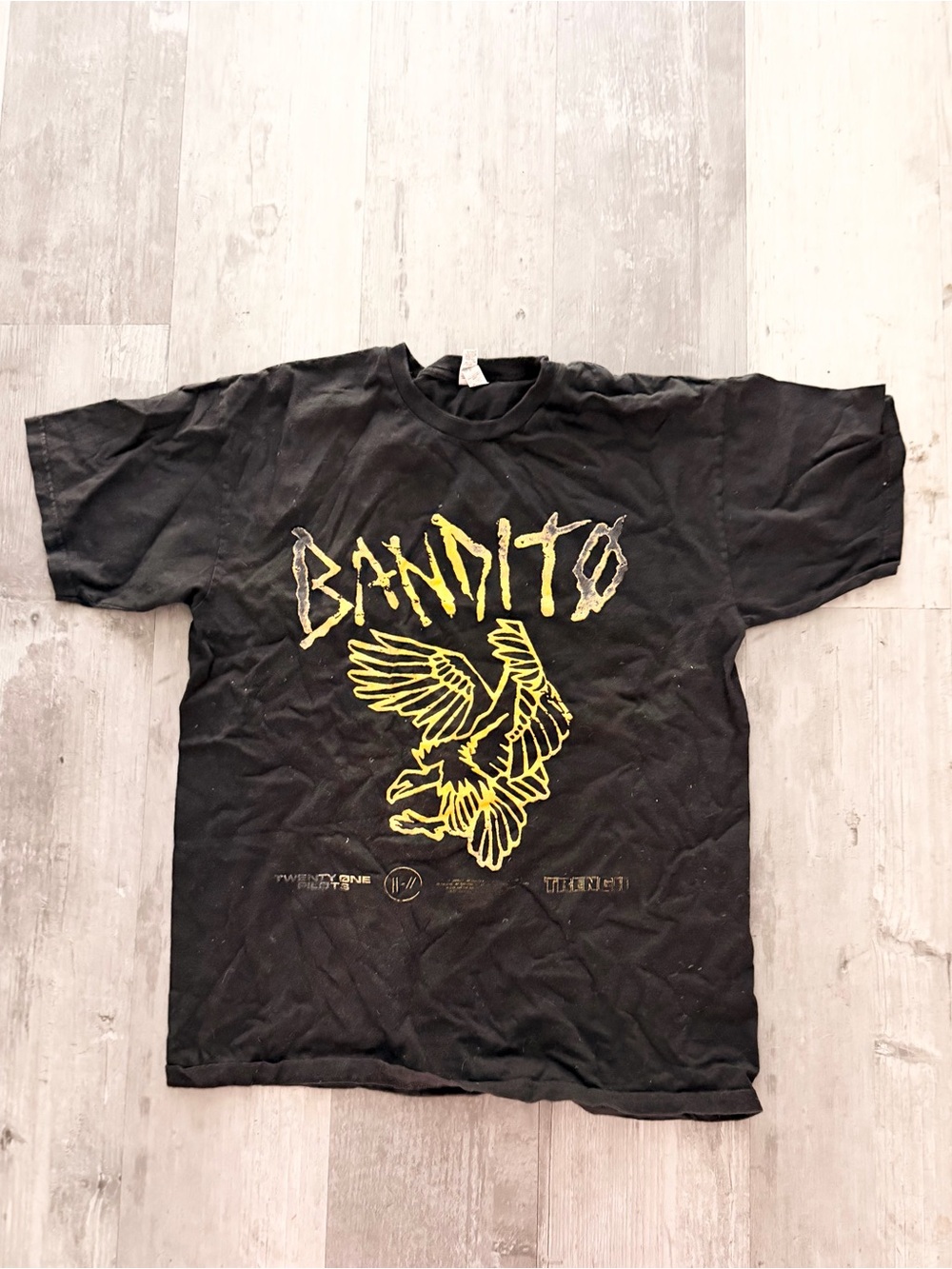 Twenty One Pilots Bandito Tour 2019 Official Merch Shirt Size L